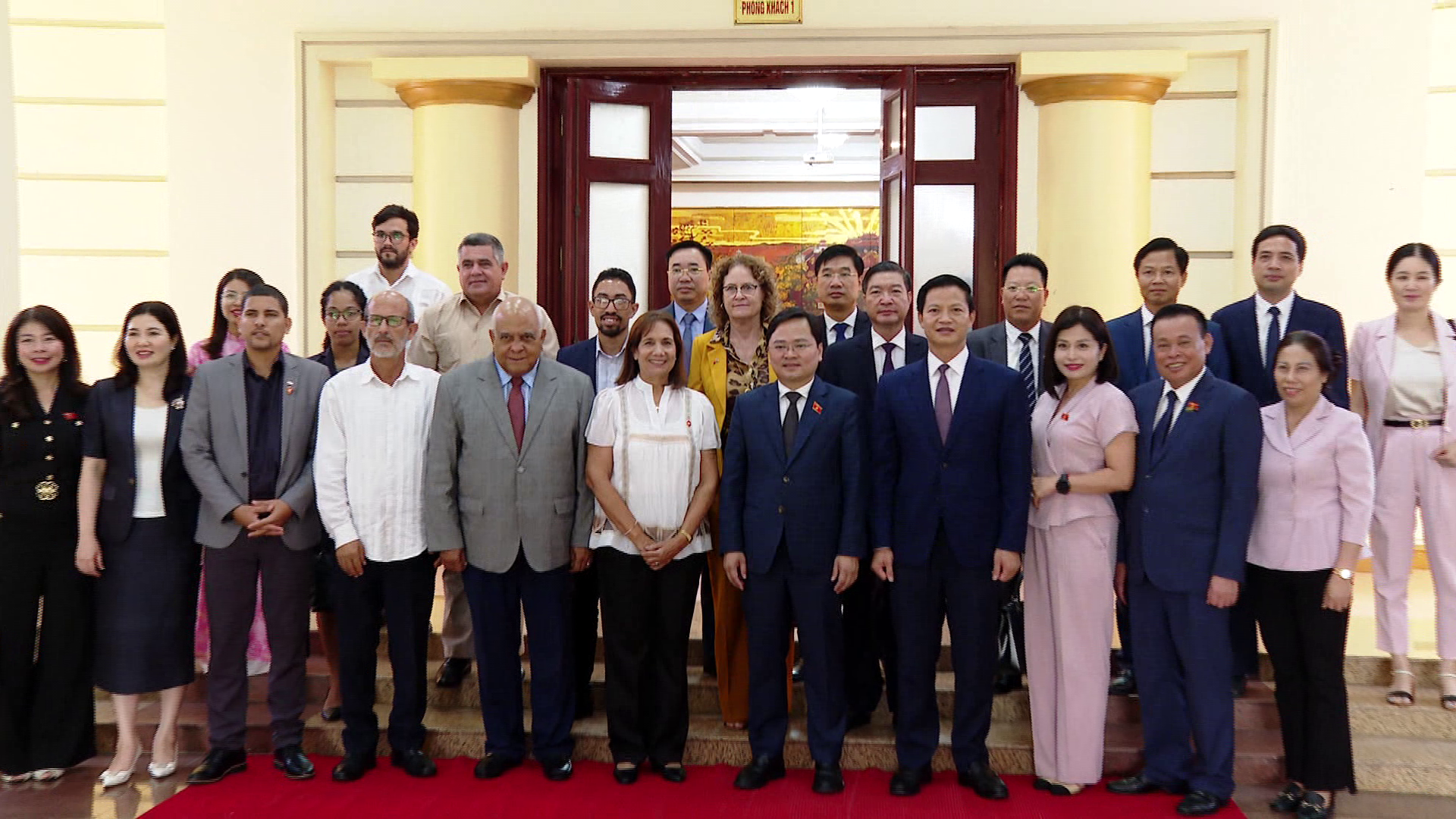 Bi_thu_tiep_doan_Cu_ba(5)