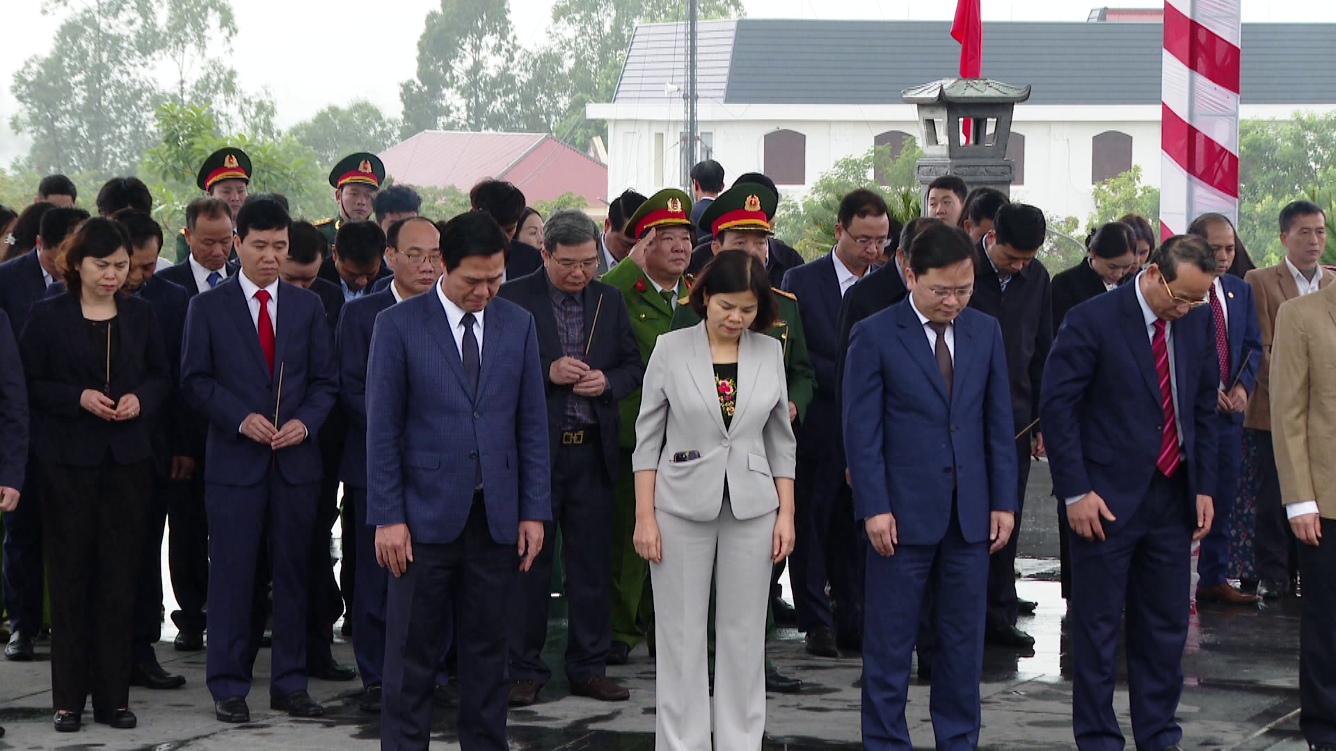 Dang_huong_Dc_Ngo_Gia_tu(2)