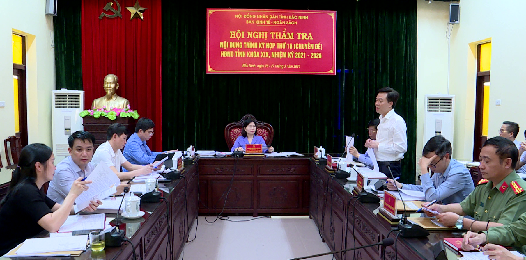 Tin_Ban_Kinh_te_Ngan_sach_tham_tra_noi_dung_trinh_ky_hop_thu_16_(_Chuyen_de_)(1)