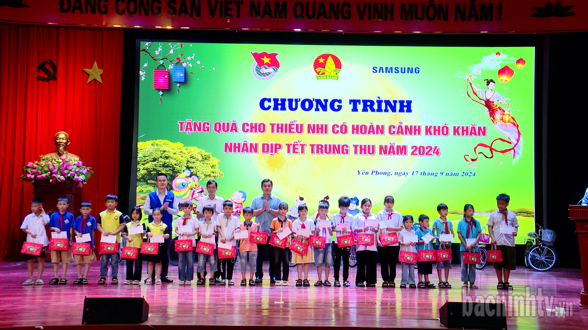 YP_tang_qua_trung_thu
