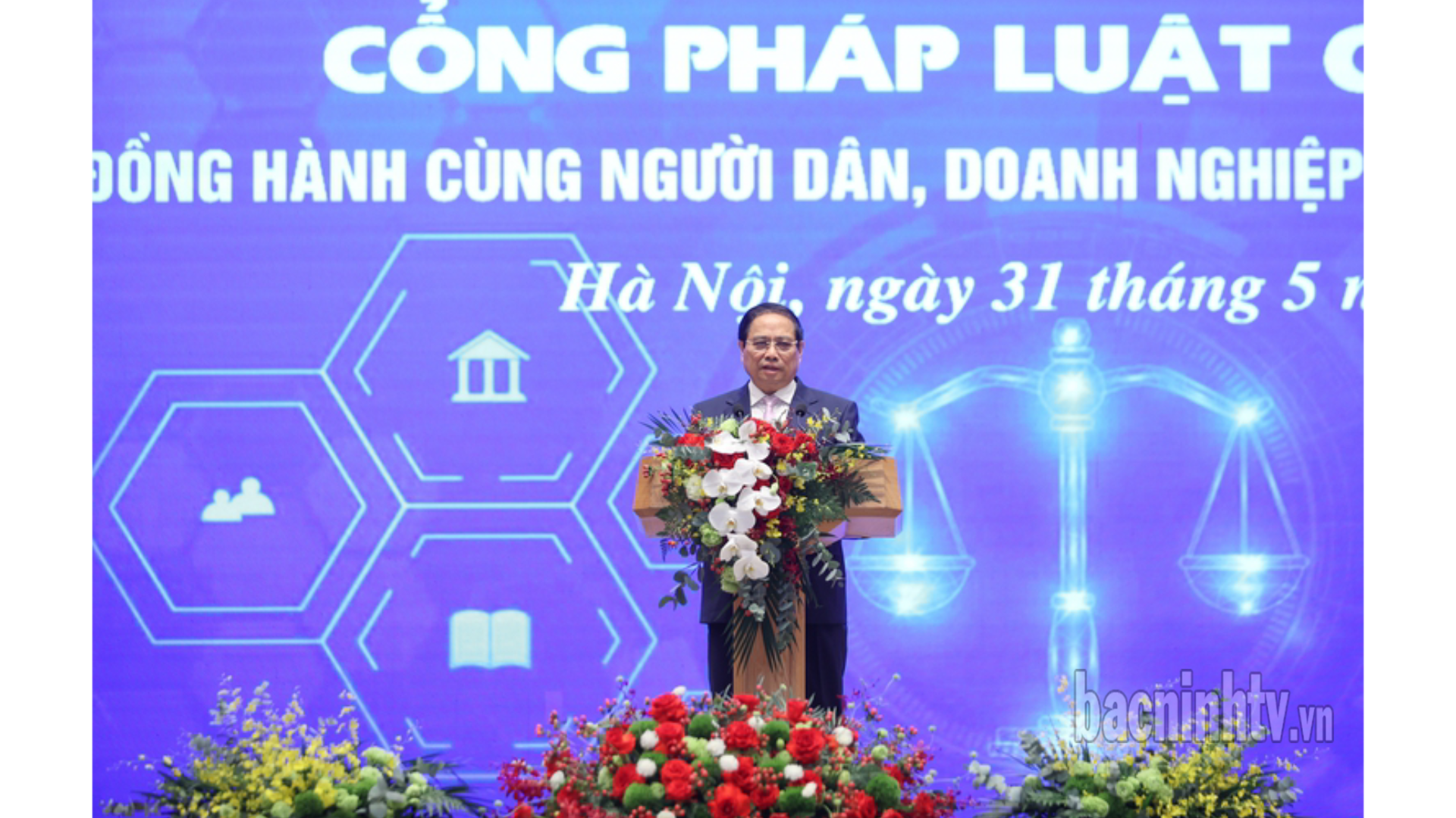 thu_tuong_pb_khai_truong_cong_pl