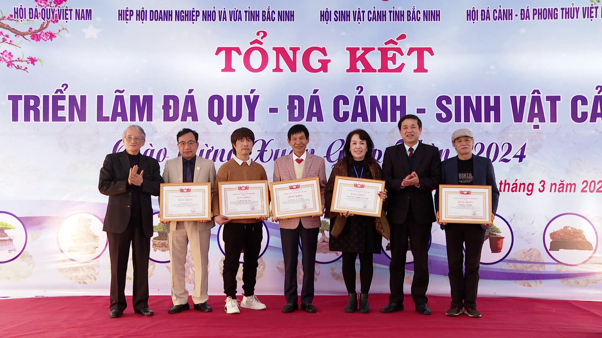 Sinh_vat_canh(2)