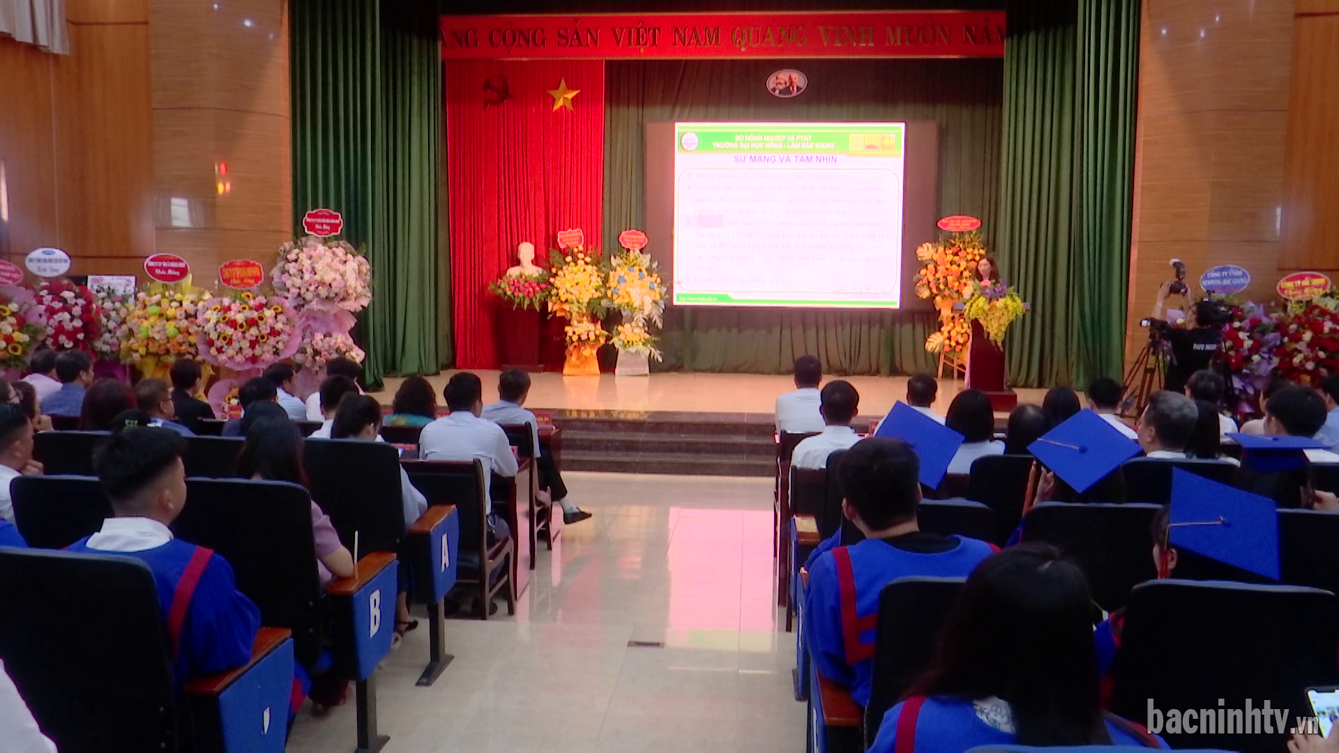 Toan_canh_NL