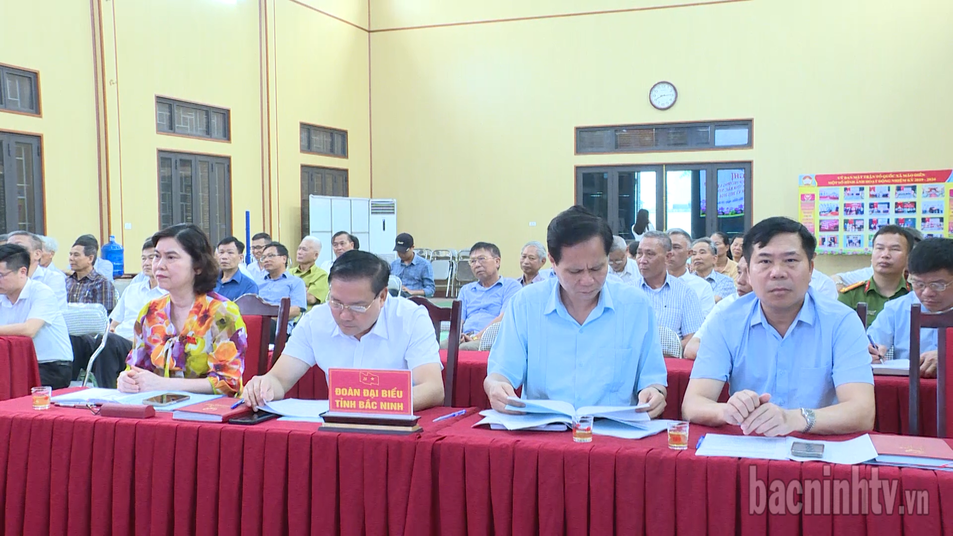 db_tiep_xuc_mao_dien