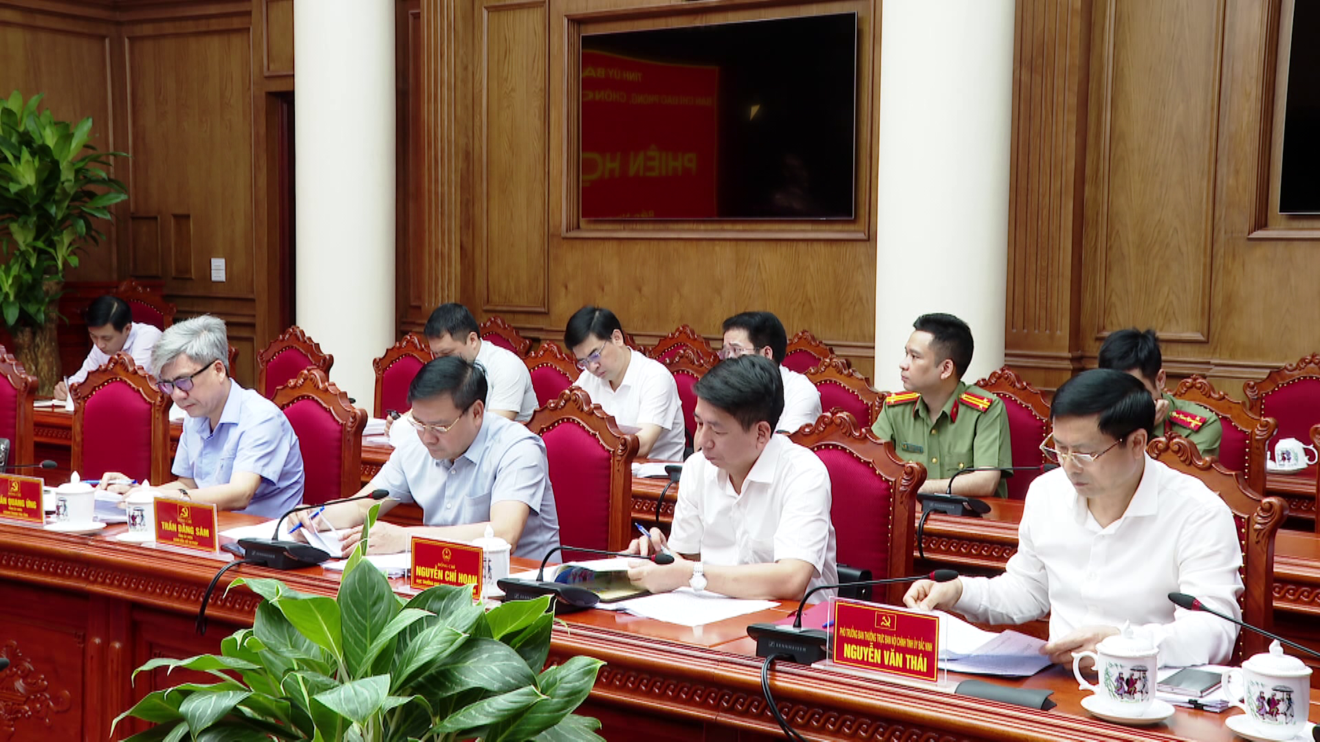 Hop_BCD_Phong_tham_nhung(2).png