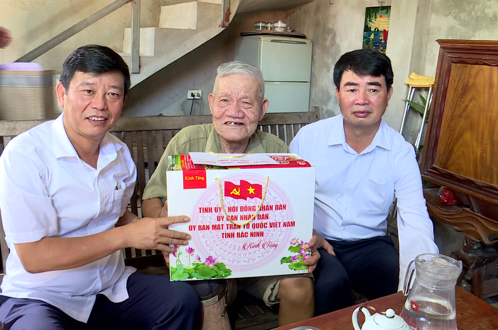 PCT_Phuong_tang_qua_ltai
