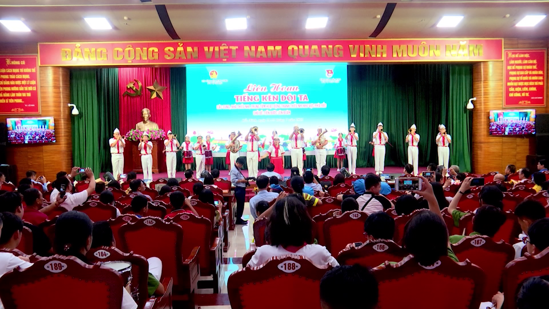 Tieng_ken_doi_ta(1)