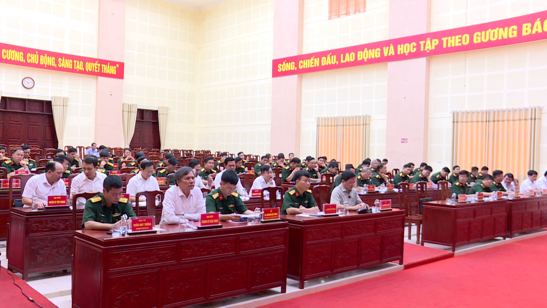 TONG_KET_10_NAM_THUC_HIEN_NGHI_QUYET_VE_PHONG_CHONG_KHAC_PHUC_HAU_QUA_THIEN_TAI(4)