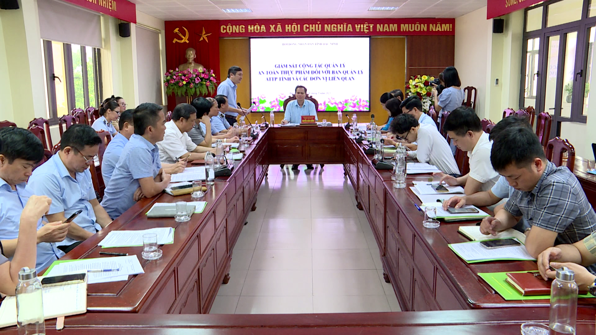 Tin_Ban_VHXH_giam_sat_Ban_Quan_ly_ATTP(1)