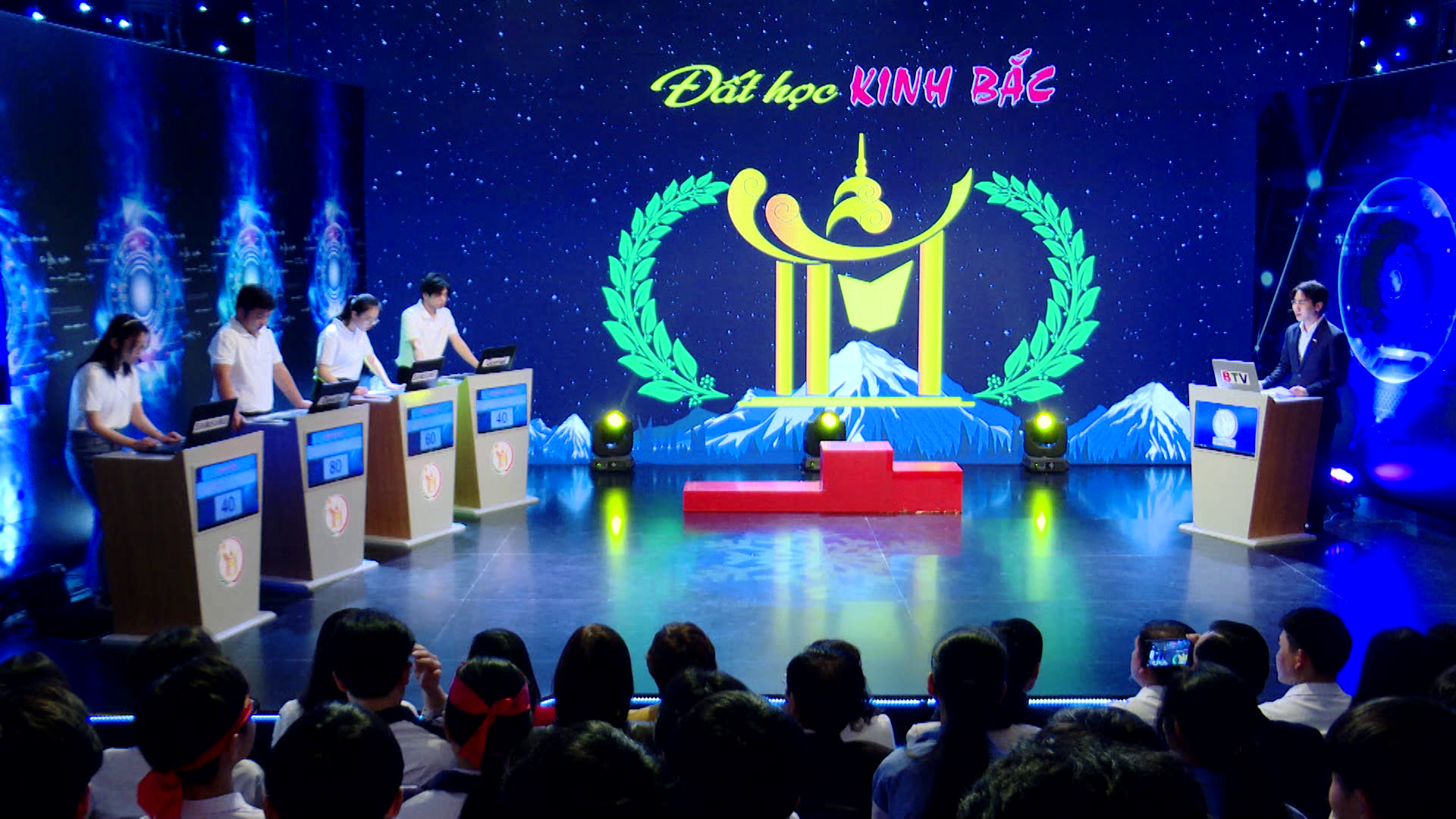 KHOI_DONG_SAN_CHOI_DAT_HOC_KINH_BAC_NAM_HOC_2023_2024(1).png