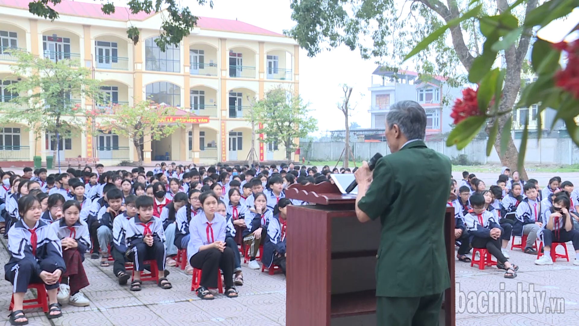 tuyen_truyen_dao_duc_loi_song