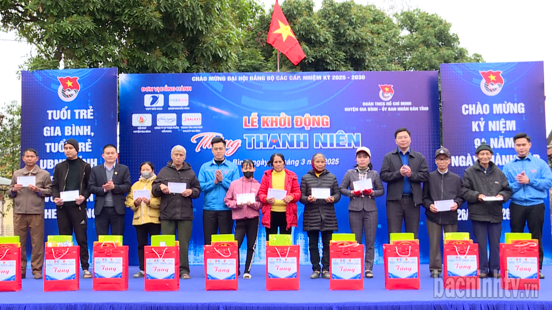 tang_qua_kho_khan