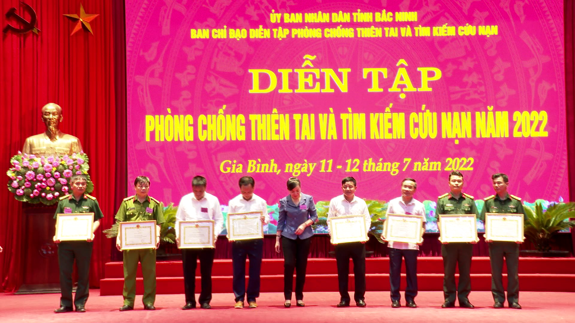 Be_mac_dien_tap(3)_(1)