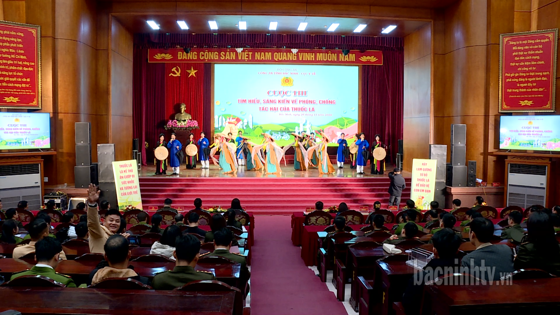 CA_thi_chong_thuoc_la