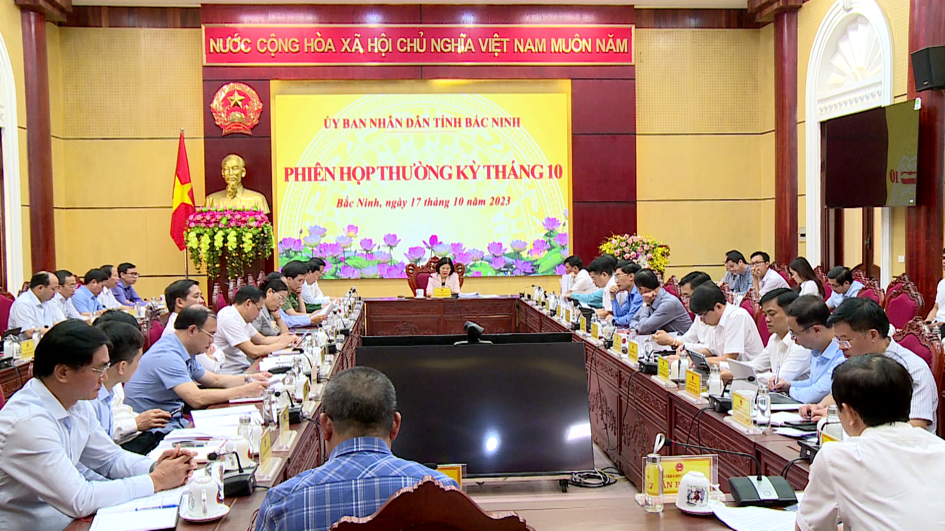 tin_toi_hop_thuong_ky_thang_10(1)
