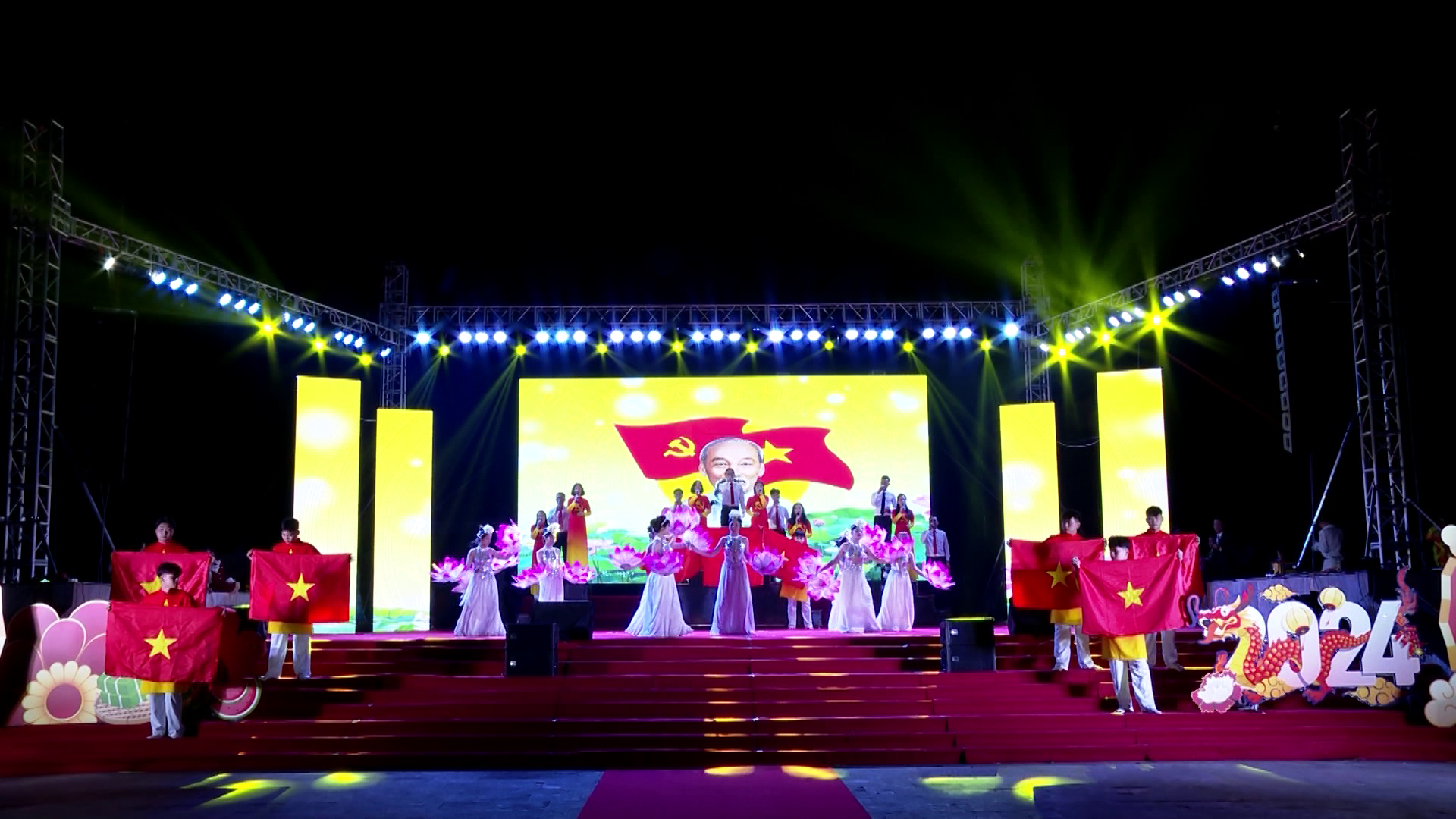 Don_giao_Thua_tai_Gia_Binh(2)