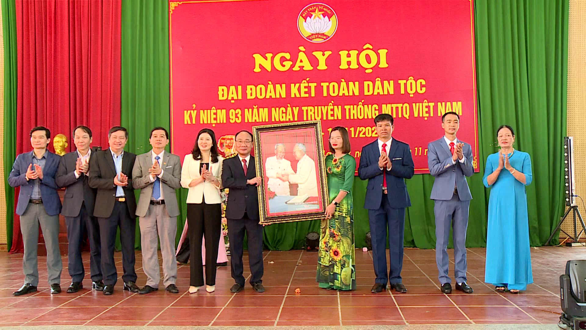 ngay_hoi_DDK_thon_la_mien_yen_gia_qv(2)