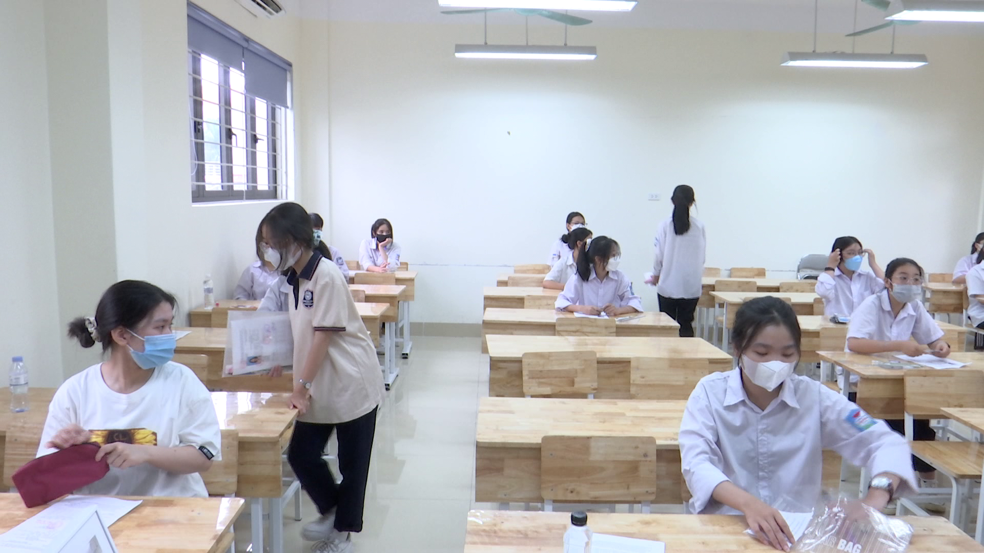 15.486THI_SINH(1).png