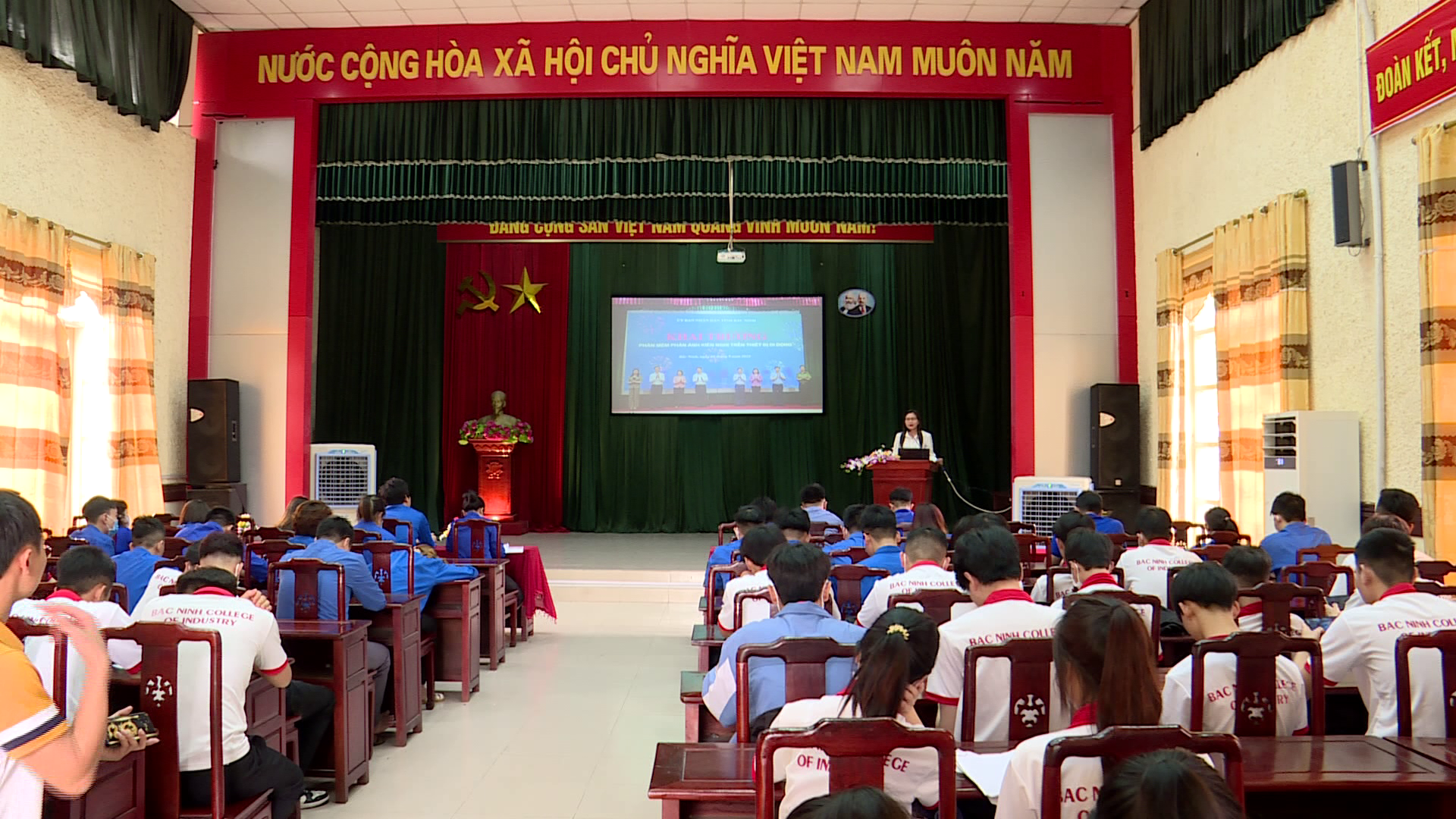 Doan_Khoi_Noi_chuyen_truyen_thong_cho_doan_vien_thanhnien(1).png