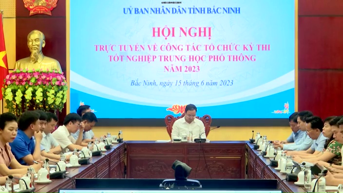 Truc_tuyen_thi_THPT