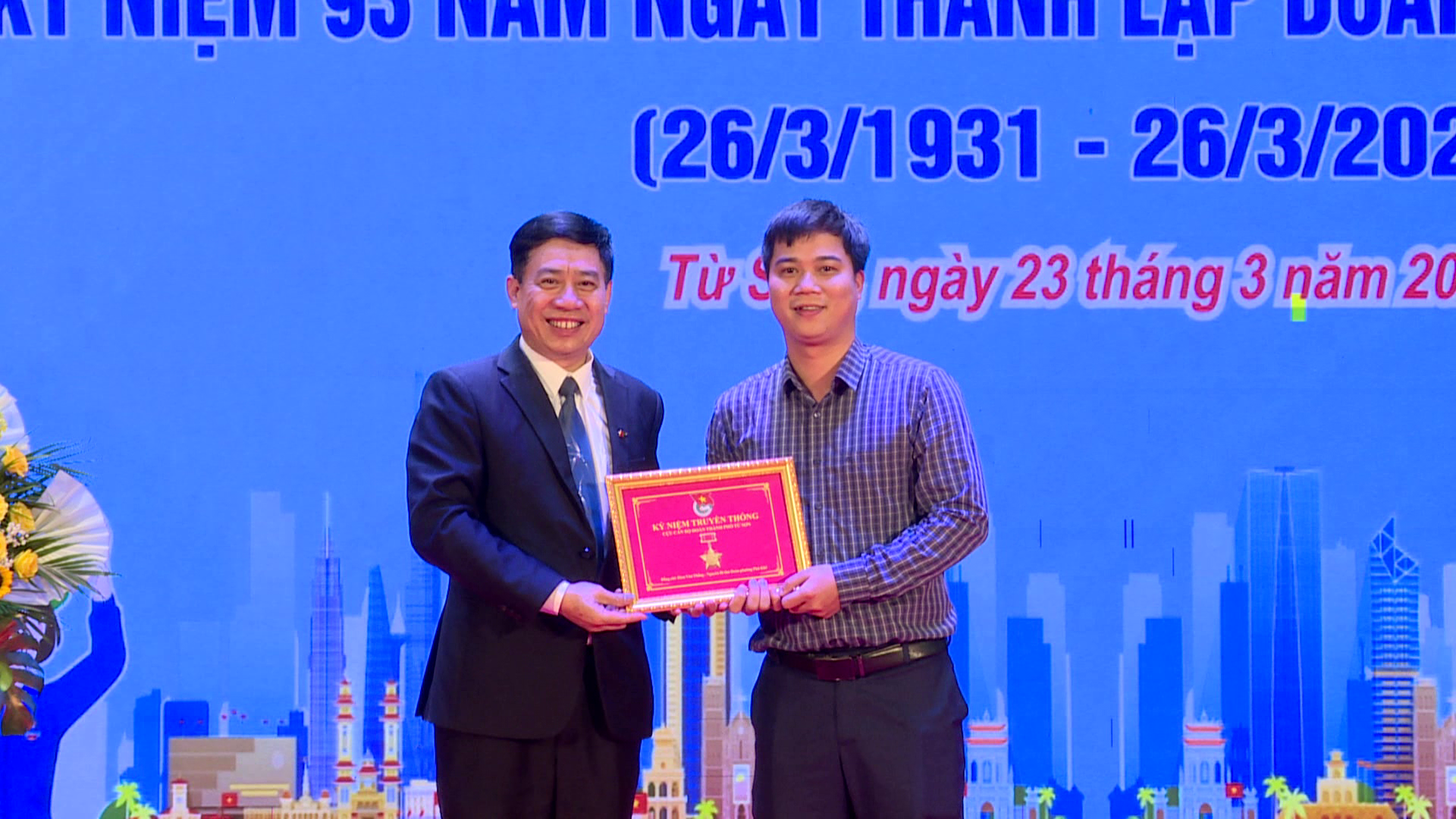 THANH_PHO_TU_SON_GAP_MAT_TRUYEN_THONG_KY_NIEM_93_NAM_THANH_LAP_DOAN(7)