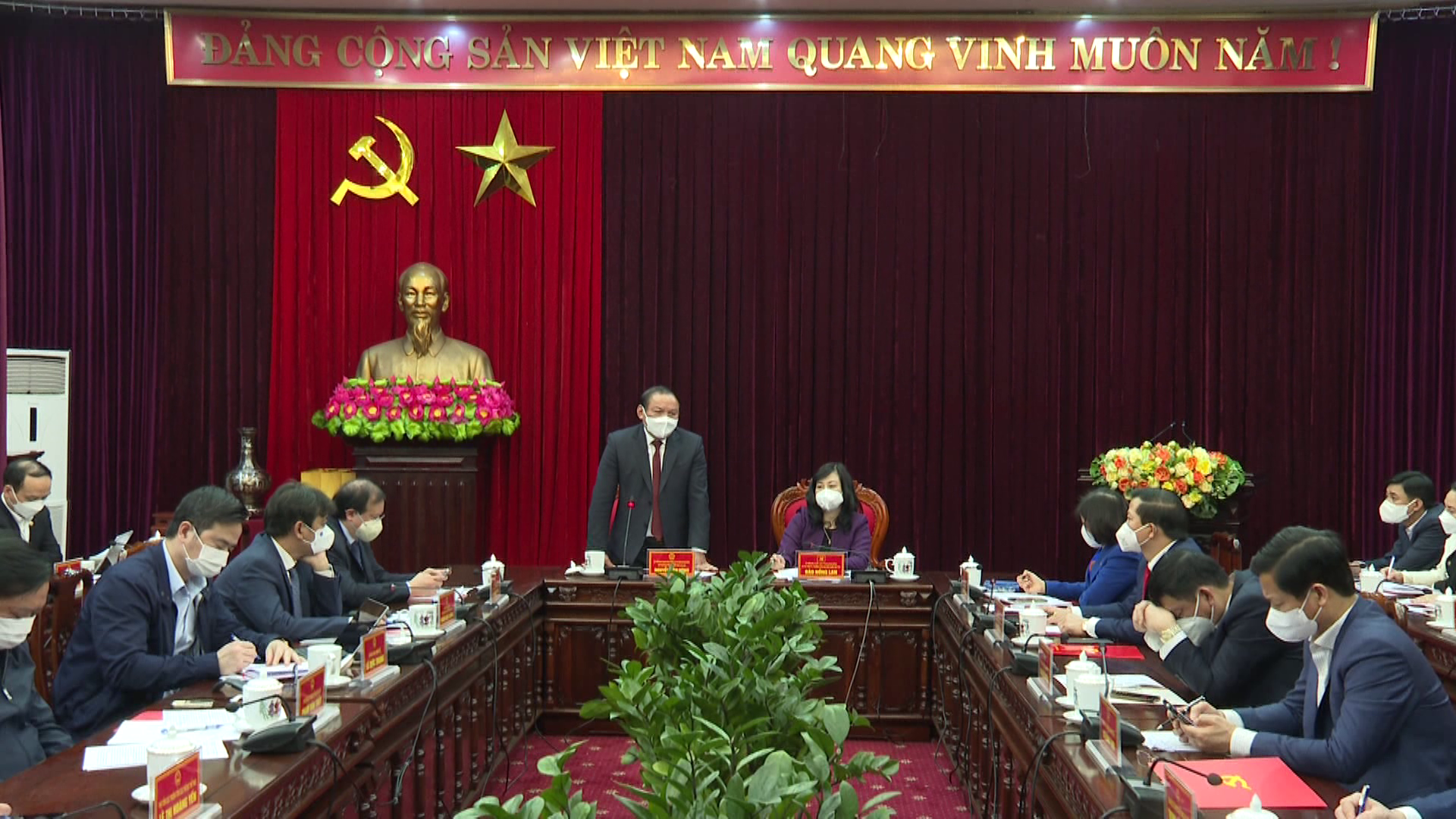 Bo_truong_bo_van_hoa_lv_voi_tinh_bac_ninh(1)