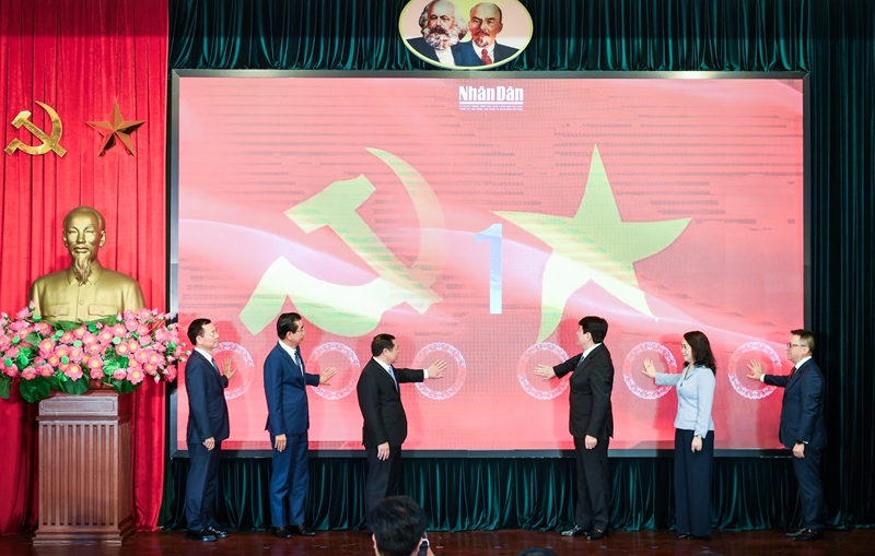 Cac_dc_ld_dang_nha_nuoc_thuc_hien_nghi_le