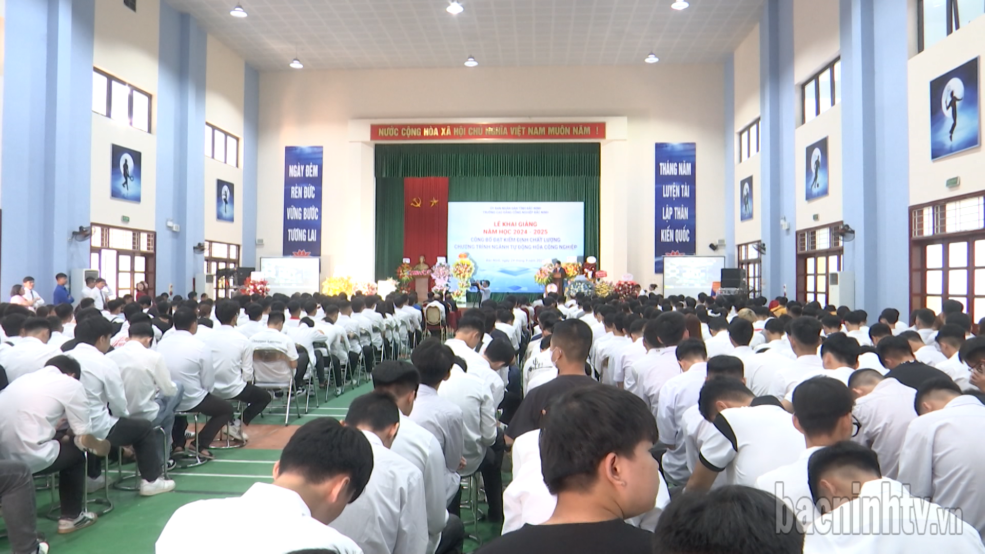 toan_canh_hai_giang