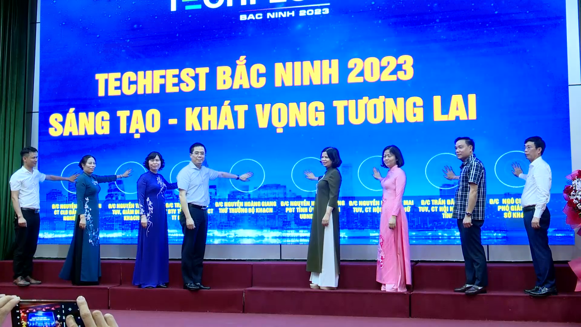 PHAT_DONG_NGAY_HOI_KHOI_NGHIEP_DOI_MOI_2023(6)