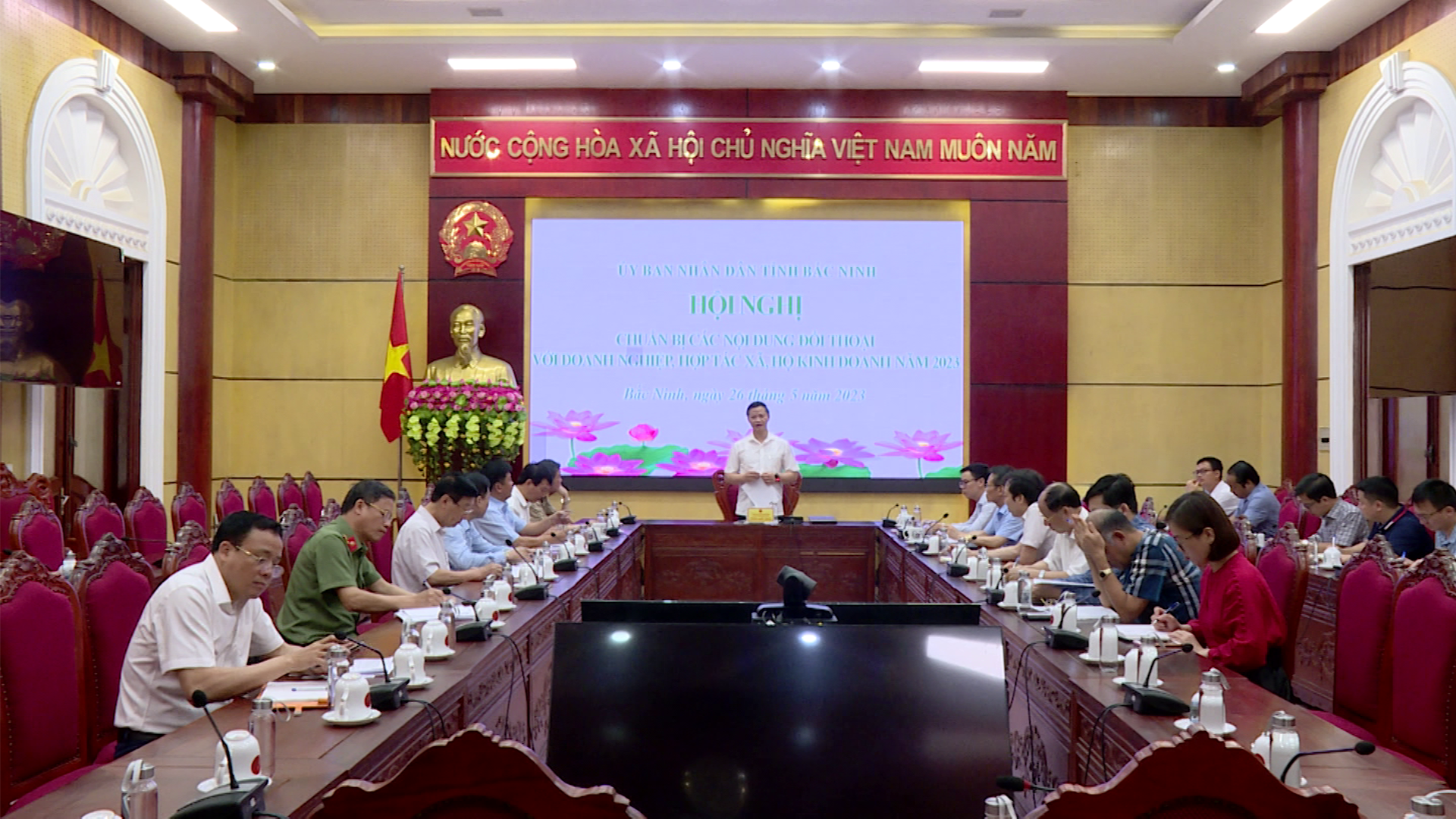 Hop_chuan_bi_cho_doi_thoai(2_ok)