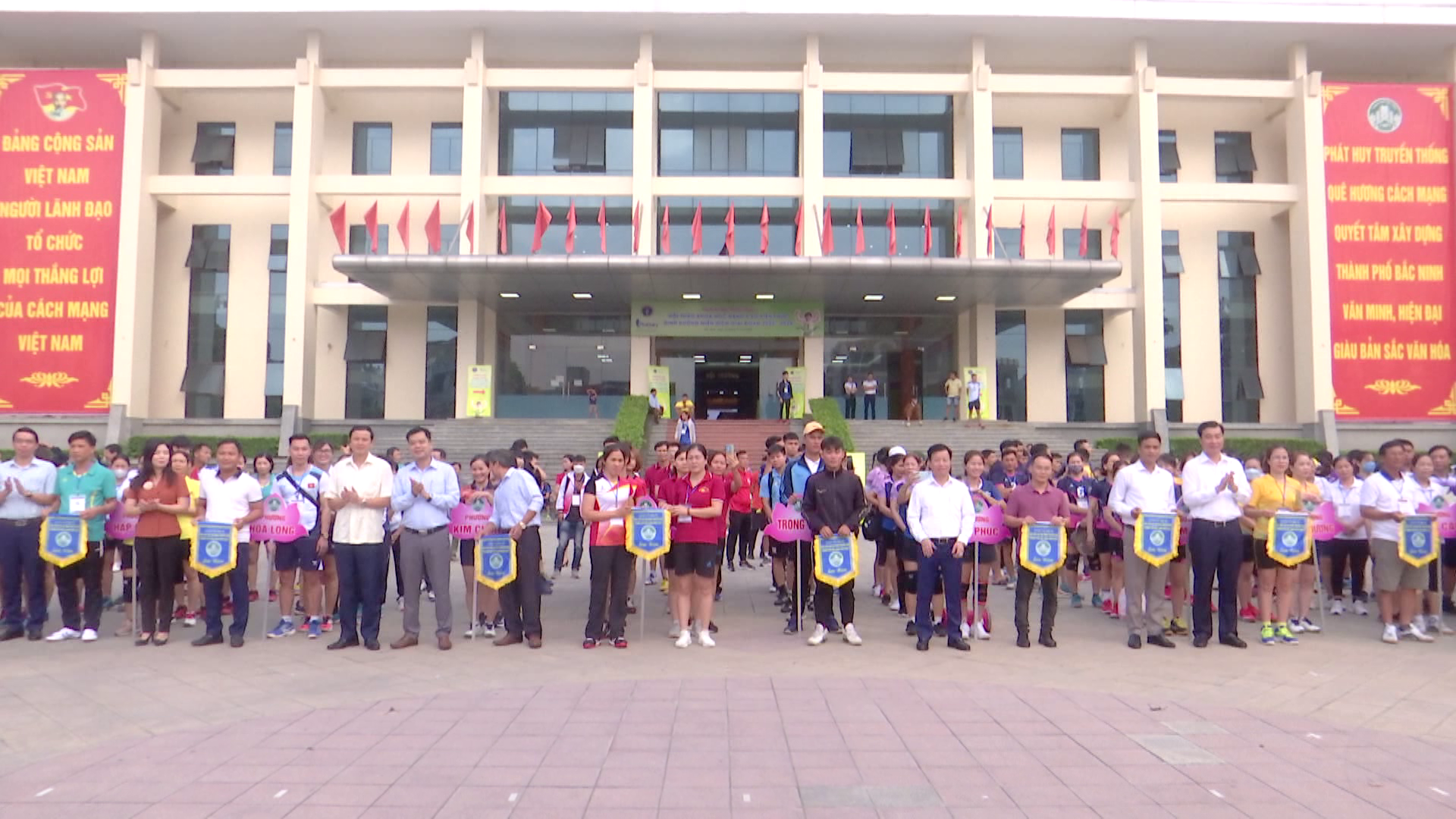 tin_toi_giai_bong_chuyen_hoi_thanh_pho(1)