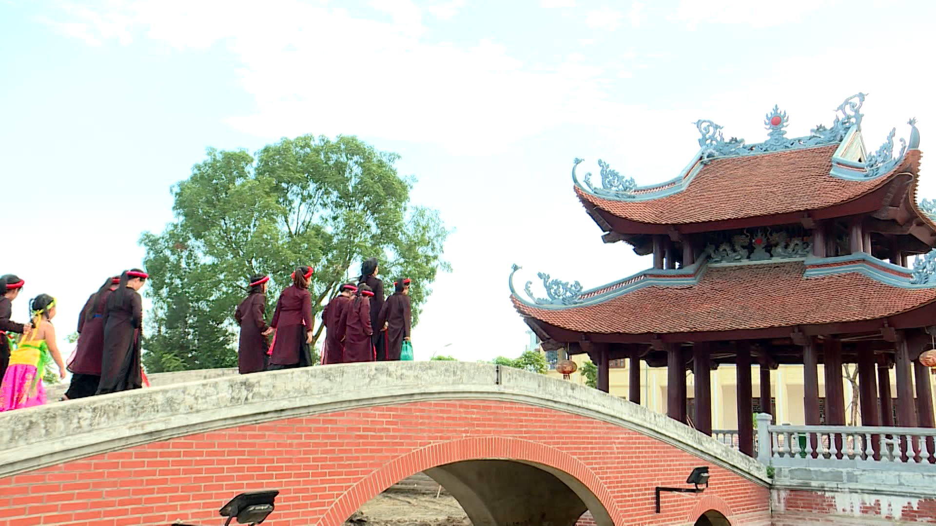 tin_quan_ho(1)