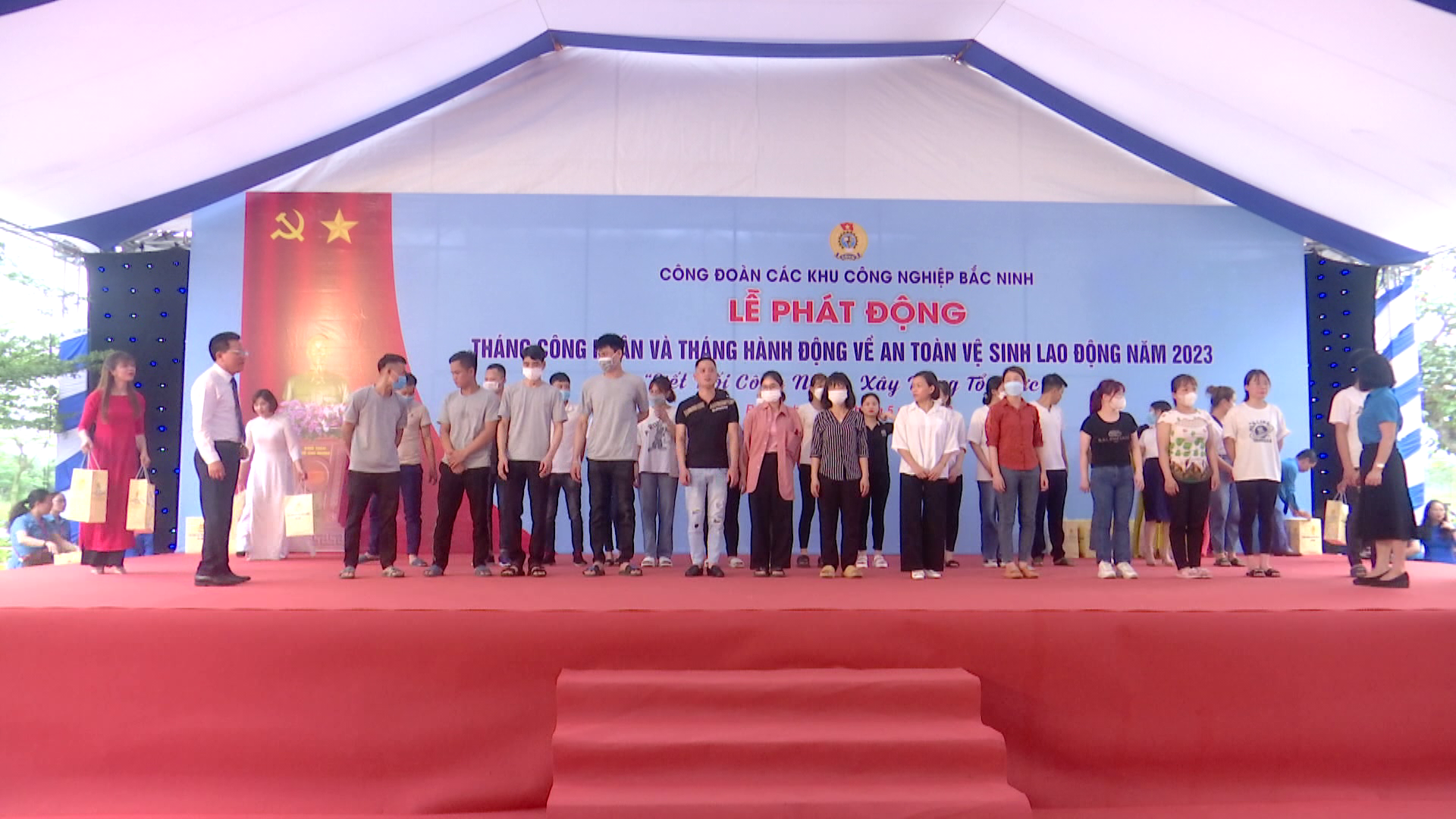 cong_doan_khai_thac(2)