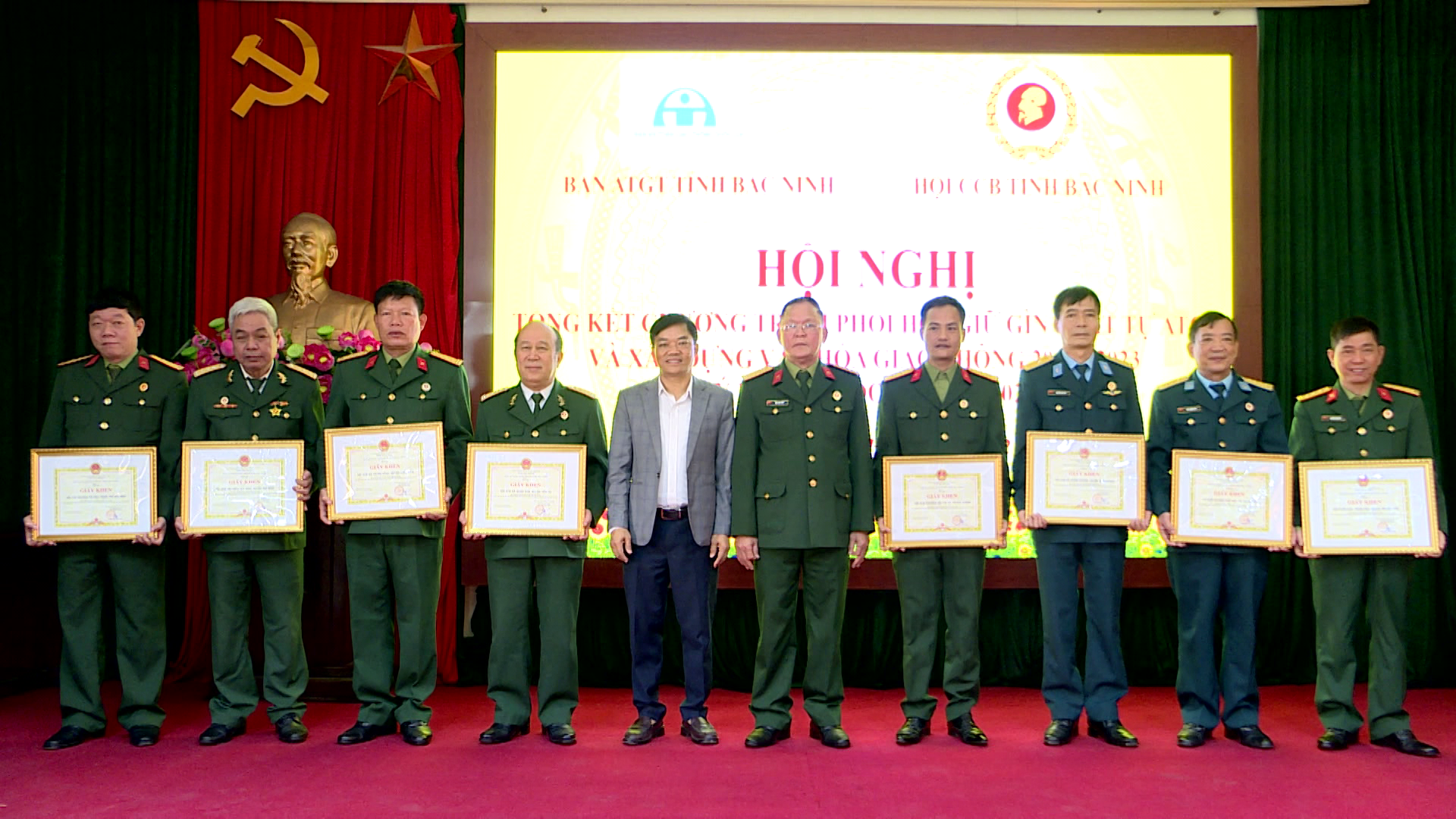 Tin_Hoi_CCB_tinh_tong_ket_5_nam_Cuoc_van_dong_ATGT(2).png