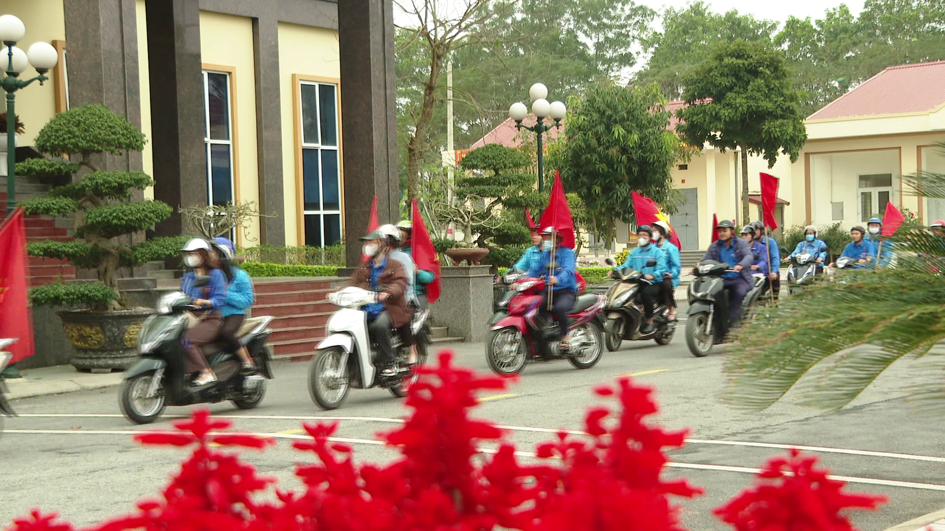 Tuyen_truyen_nhap_ngu(1)