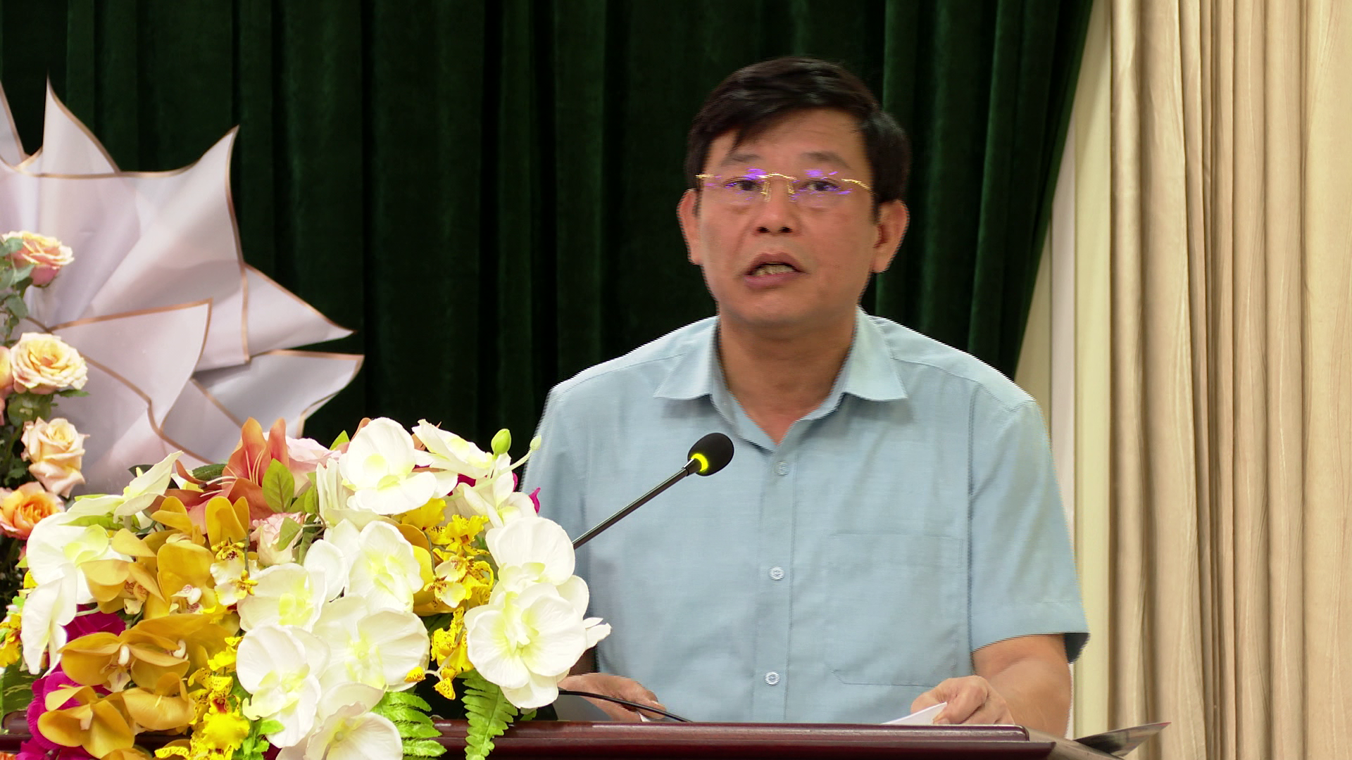 Hoi_thao_khoa_hoc_kt_tu_nhan(2)