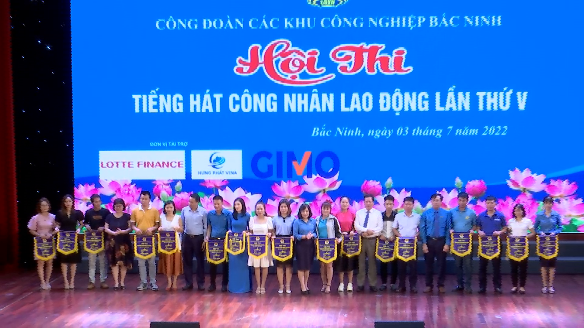 Tin_Hoi_thi_mua_COng_doan(2)