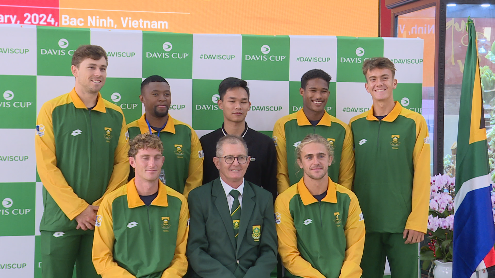 HOP_BAO_GIAI_QUAN_VOT_DAVIS_CUP(1)