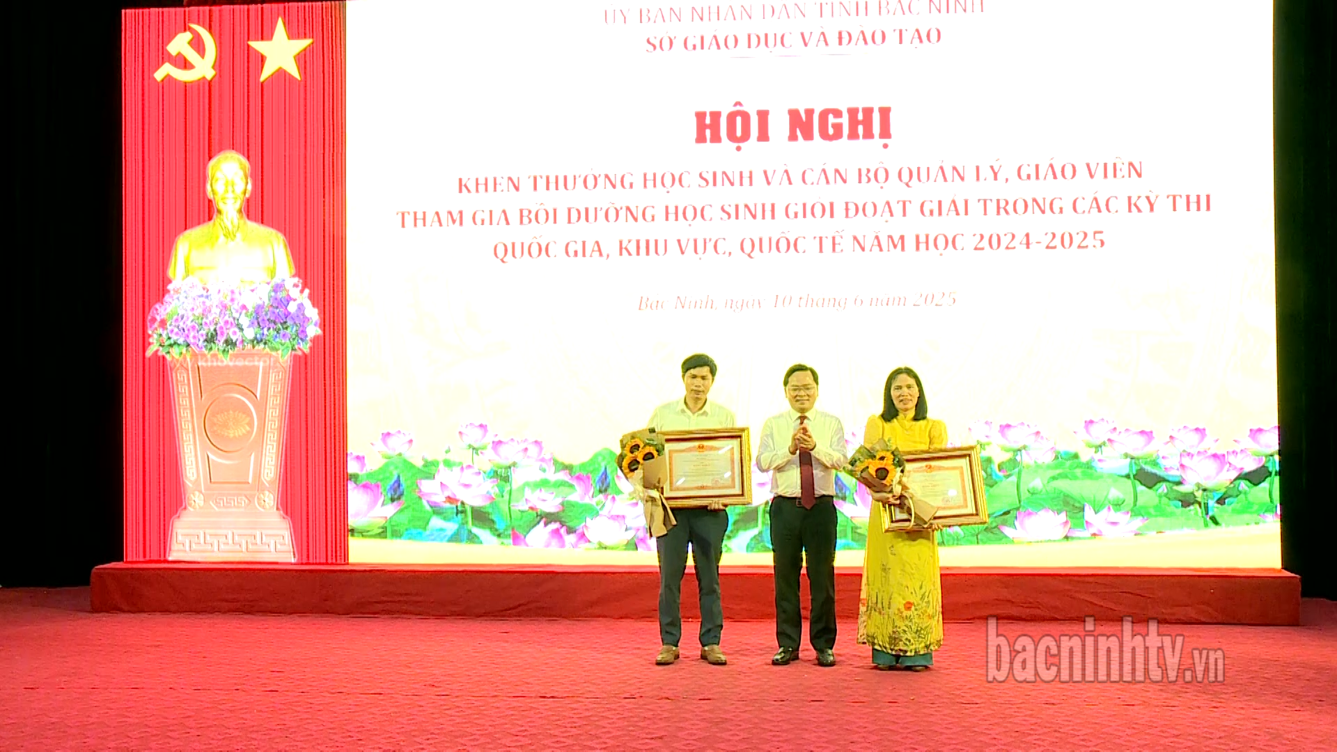 Bi_thu_thuong_thay_co_giao