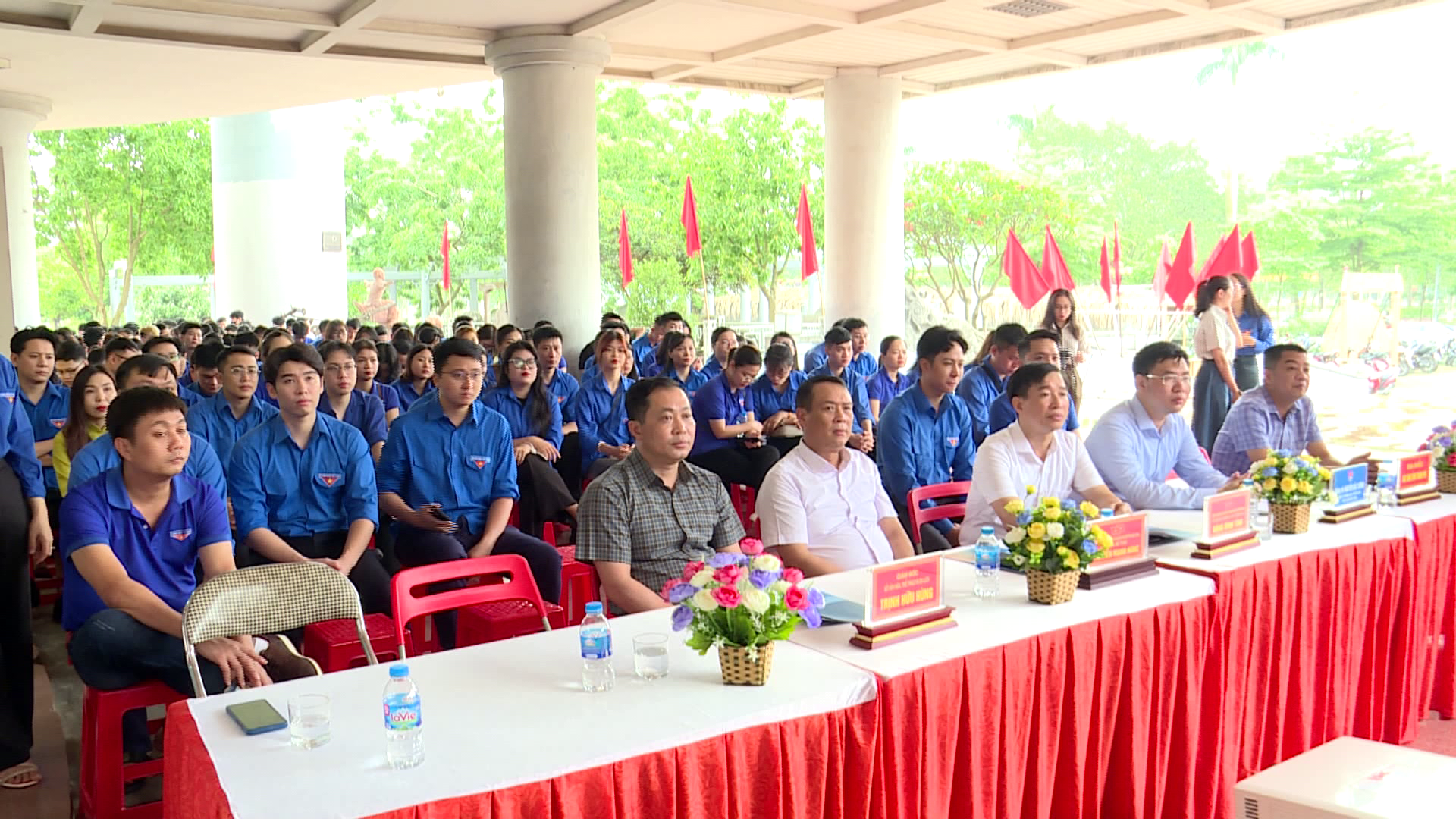 DOAN_KHOI_CHIEU_PHIM_GIOITHIEU_CHIEN_THANG_DIEN_BIEN_PHU(1)
