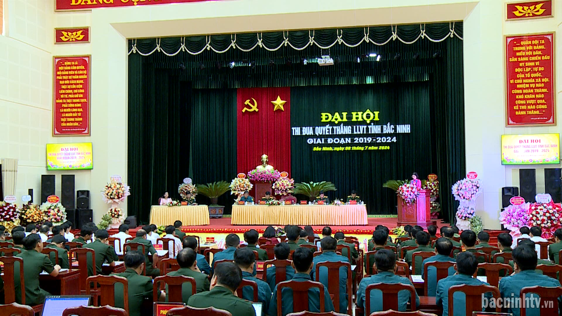Toan_canh_DH