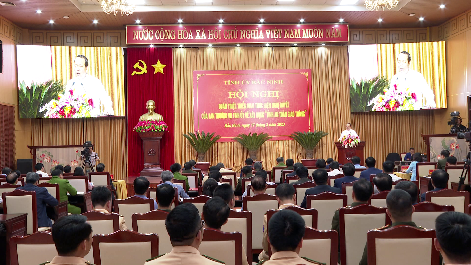 Hoi_nghi_hoc_tap_Nghi_quyet_xay_dung_tinh_ATGT(1)