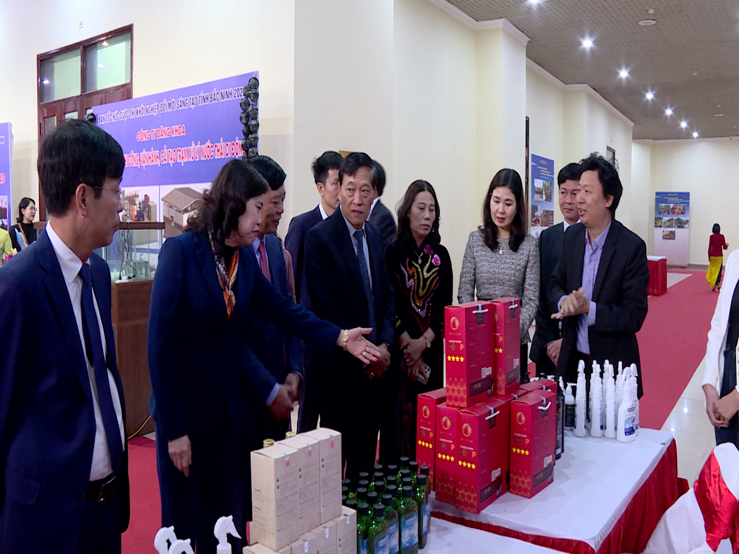 Tong_ket_cuoc_thi_khoi_nghiep_sang_tao(2)