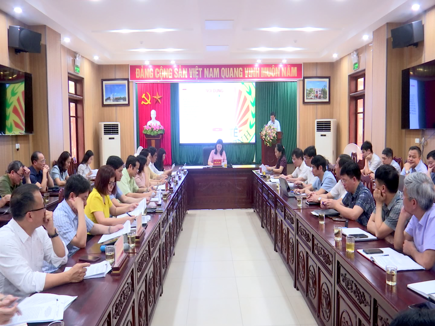 doan_dai_bieu_quoc_hoi_giam_sat_so_y_te(1).png