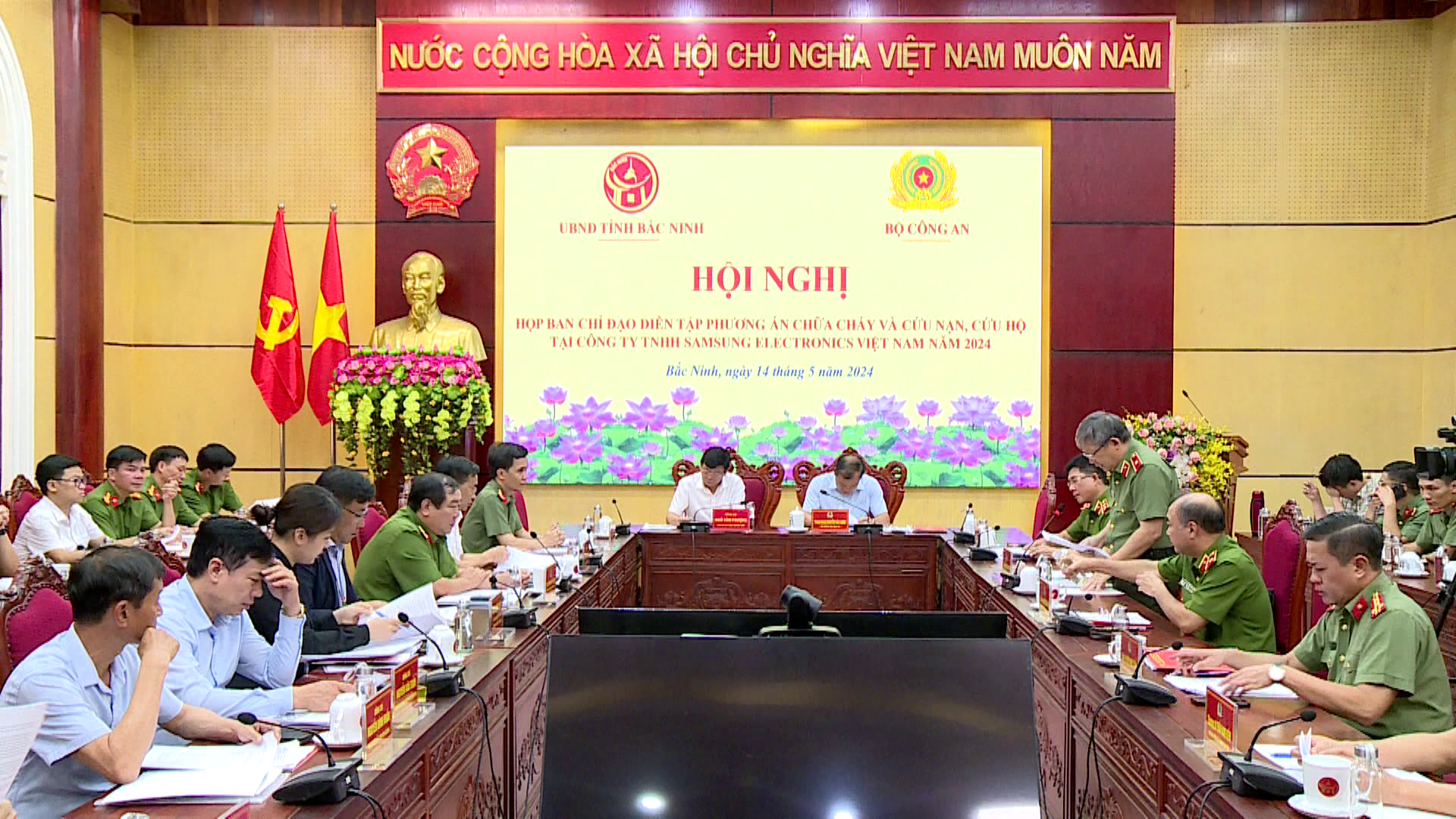 Hop_BCD_dien_tap_dien_tap_phuong_an_chua_chay_CHCN_tai_samsung(1)