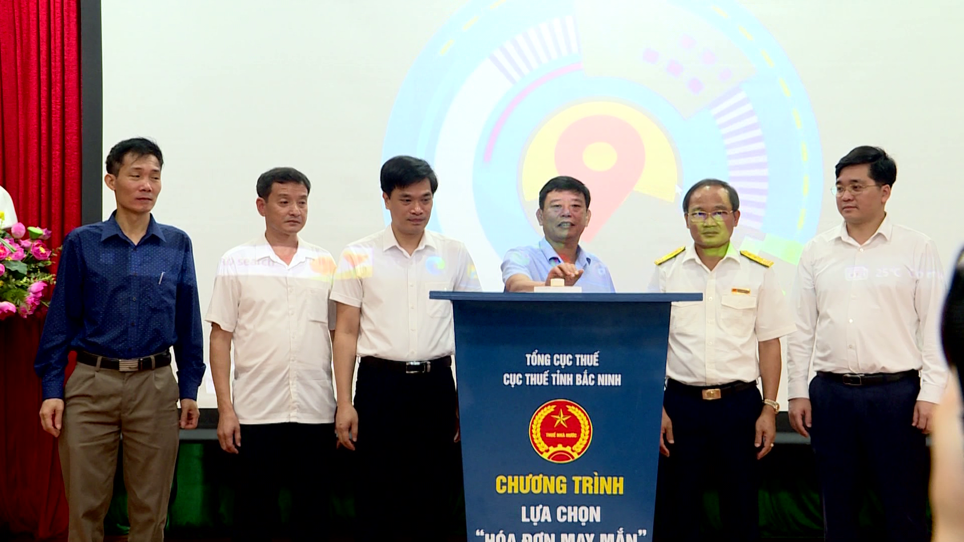 Tin_Quay_thuong_hoa_don_may_man_quy_1.2023(1).png