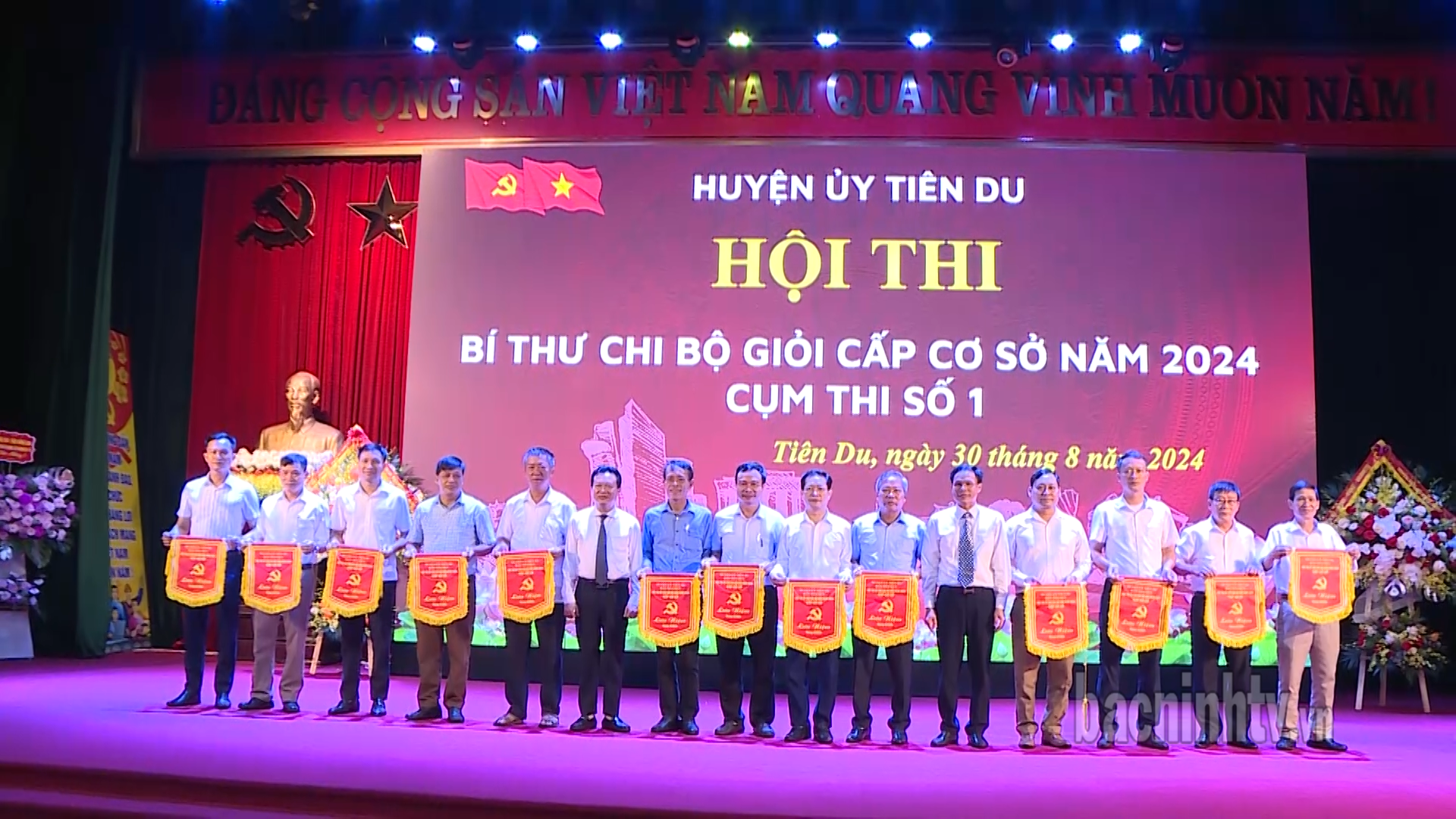trao_giai_hoi_thi