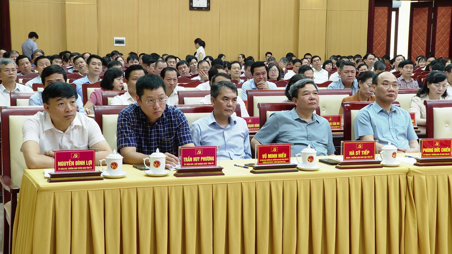 Tin_Hoi_Nghi_quan_triet_DH_XIII(9)