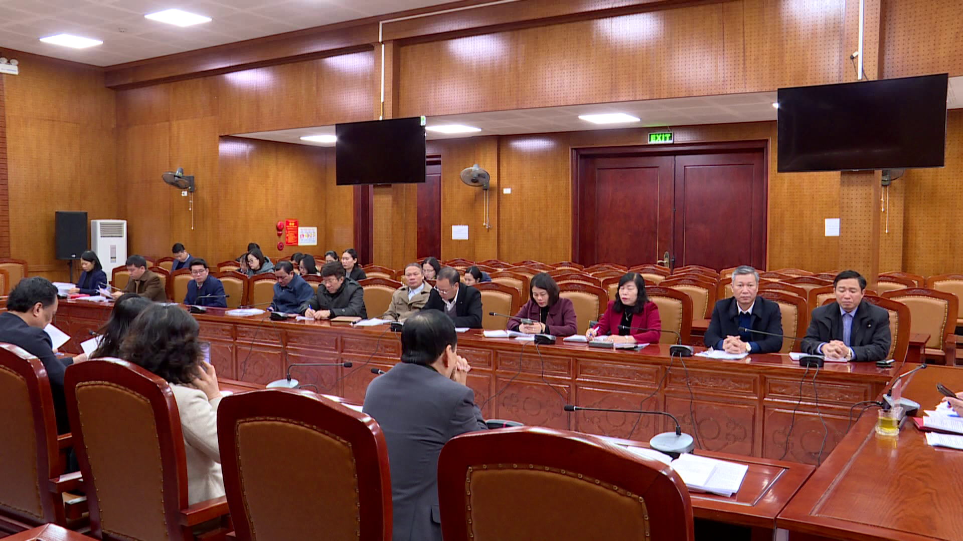 Giao_ban_cong_tac_tu_tuong_bao_chi_thang_12(2).png