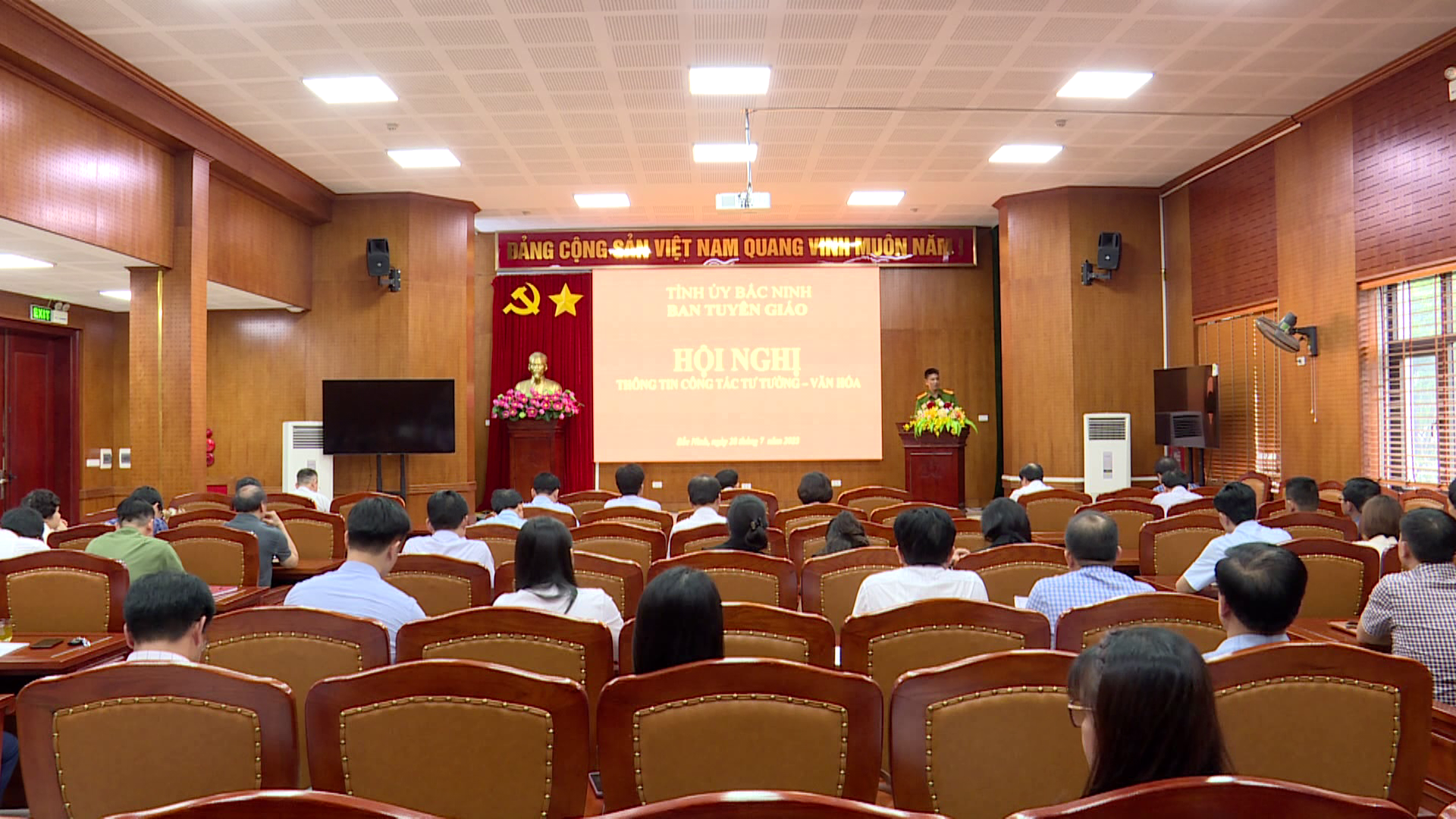 THONG_TIN_CONG_TAC_TU_TUONG_VAN_HOA_THANG_7(1)